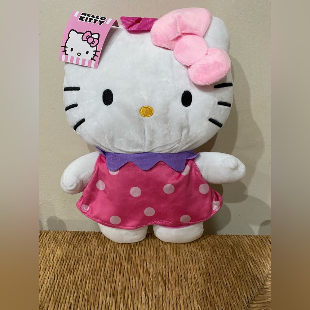 Hello Kitty by Sanrio plush figural backpack - brand new with tags!  ADORABLE